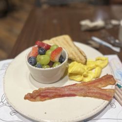 First Watch - Bacon and Eggs Benedict