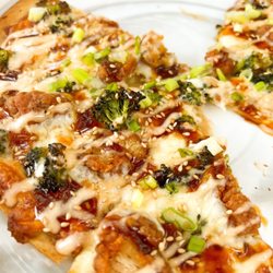 Double Oaks Bed & Breakfast - Pizza special 10/14 - A Cluckwork Orange (teriyaki base, orange chicken, roasted broccoli, scallions, yum yum sauce.