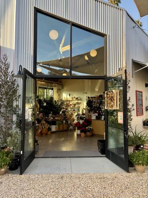 Creature's Plants & Coffee by null