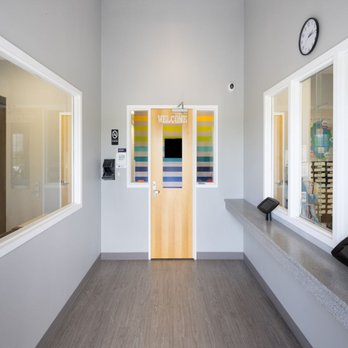 The Goddard School of Newington - Preschools Near Me - Newington, Connecticut
