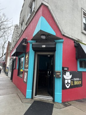 Vodega Deli & Grocery by null