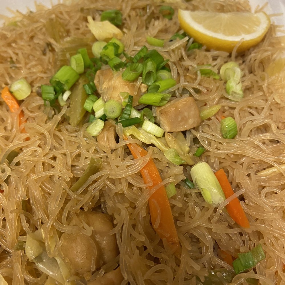 Pansit.