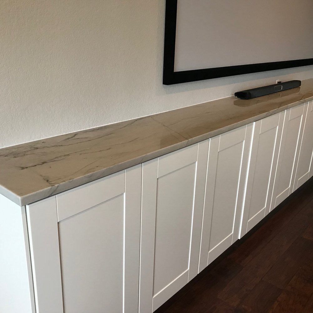 Quartizite on family/movie room