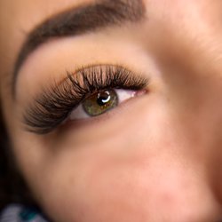 Light lashes