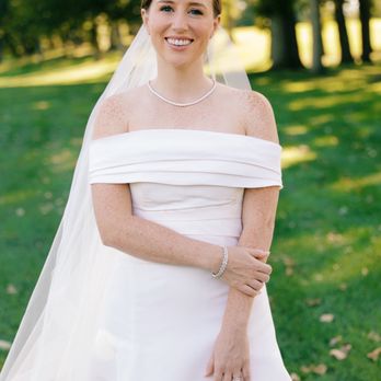 Tailored In White - Sewing & Alterations Near Me - Scottsdale, Arizona Tailored In White - Sewing & Alterations Near Me - Scottsdale, Arizona