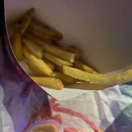 Theses are cold fries they are advertised as being "fresh".