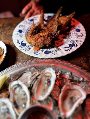 FET-FISK restaurant + bar by null