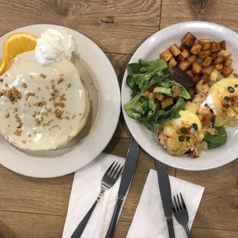 Aloha Kitchen - Breakfast & Brunch Near Me - Honolulu, Hawaii