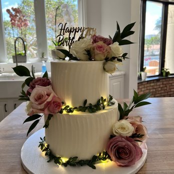 The Cake Lovers - My mom's 75th - Cupcakes Near Me - Plantation, Florida