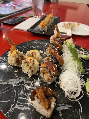 Red Bar Sushi & Best Thai Kitchen by null