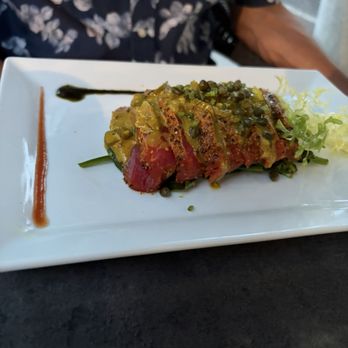 The Crane - Seafood Near Me - St. Petersburg, Florida