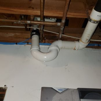 Plumbing To A Tee - The view (3) below the tub drain. - Plumbing Near Me Plumbing To A Tee - The view (3) below the tub drain. - Plumbing Near Me