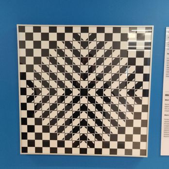 Musée De I'llusion - Museums Near Me - Montreal, Quebec Musée De I'llusion - Museums Near Me - Montreal, Quebec