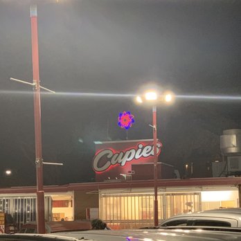 Cupies Maui - Outside - Fast Food Near Me - Kahului, Hawaii