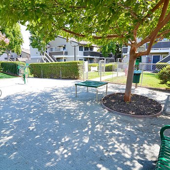 Crossroads - Apartments Near Me - Concord, California Crossroads - Apartments Near Me - Concord, California