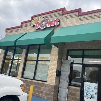 Mousa Donut - Quick pickup of doughnuts - Donuts Near Me - Fort Worth, Texas