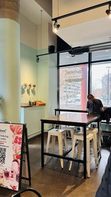 Say Coffee & Table by null