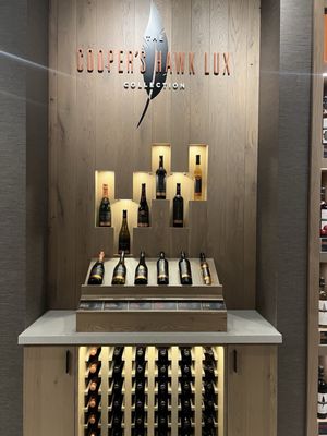 Cooper’s Hawk Winery & Restaurant by null