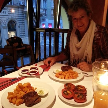 Steak Point - Steakhouses Near Me - Vienna, 9