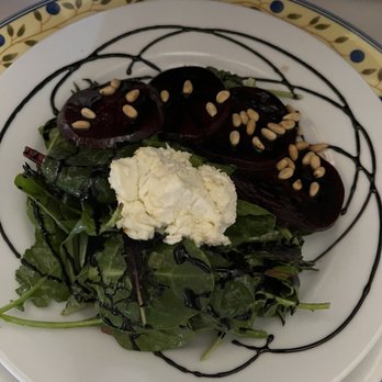 Le Rendez-vous - Salade de Betteraves - French Near Me - Tucson, Arizona