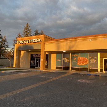 Tony's Pizza
