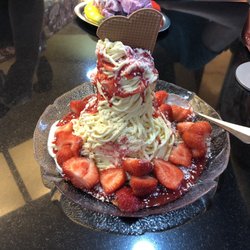 Eiscafe San Remo - Erdbeerspagettieis