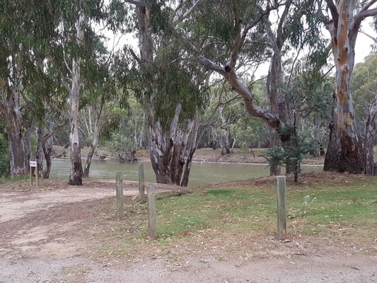Deniliquin Riverside Caravan Park by null