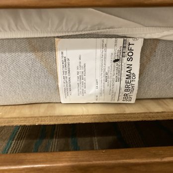 Catalina Island Inn - Disgusting mattress with visible stains - Hotels Near Me - Avalon, California Catalina Island Inn - Disgusting mattress with visible stains - Hotels Near Me - Avalon, California