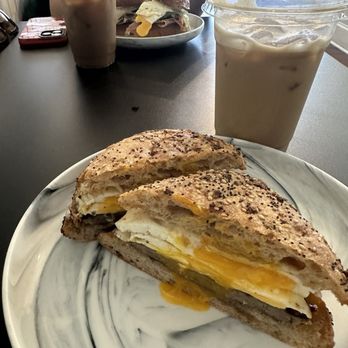 Meta Cafe - Breakfast Sandwich - Sandwiches Near Me - Lambertville, New Jersey