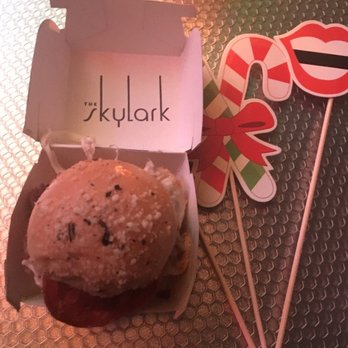 The Skylark - Cocktail Bars Near Me - New York, New York