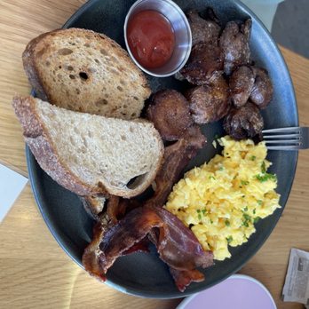 Mayfield - Brunch - New American Near Me - San Juan Capistrano, California