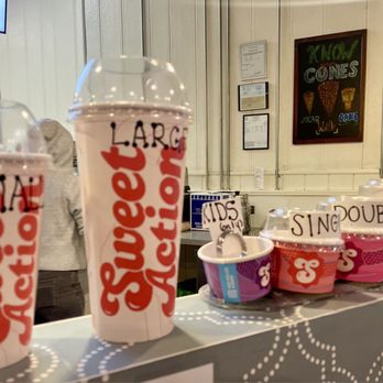 Sweet Action - Different sizes of cups for your ice cream or shake - Ice Cream & Frozen Yogurt Near Me - Denver, Colorado