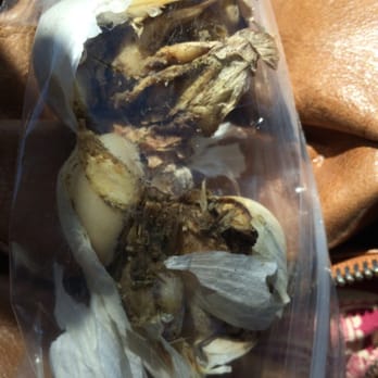 Albertsons - My lovely garlic with maggots for free! - Grocery Near Me - Lompoc, California