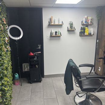 Vida Salon - Salon - Hair Salons Near Me - Montreal, Quebec Vida Salon - Salon - Hair Salons Near Me - Montreal, Quebec