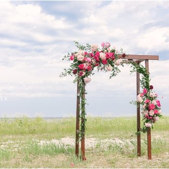 Flowers for Dreams - Florists Near Me - Milwaukee, Wisconsin Flowers for Dreams - Florists Near Me - Milwaukee, Wisconsin