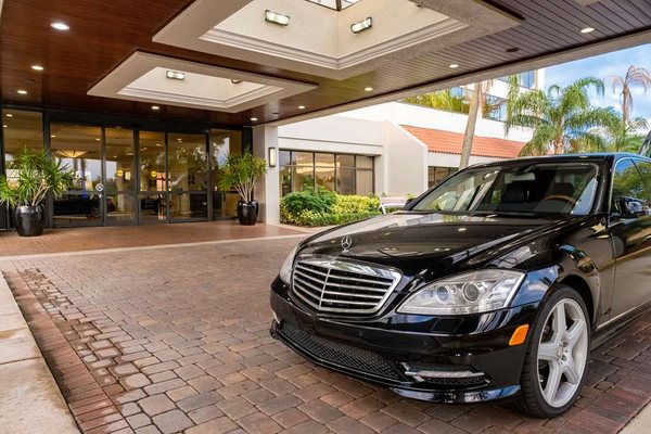 Hilton Palm Beach PBI by null