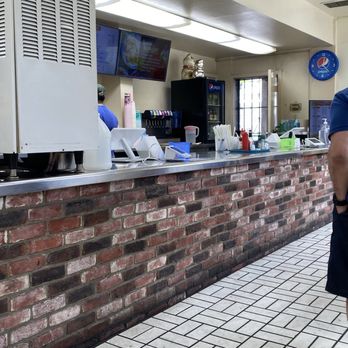 GRACE’S INN - Updated October 2024 - 749 Photos & 377 Reviews - 1296 S ...