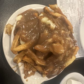 Maple Leaf Diner - American Near Me - Dallas, Texas