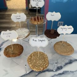 Cookie Chris - Flavors of the week