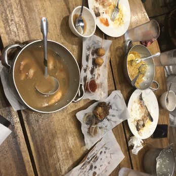 Isla Restaurant - Table - Filipino Near Me - San Bruno, California