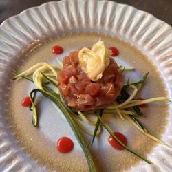 Bogenhauser Hof - Thunfisch Tatar mit Zucchini