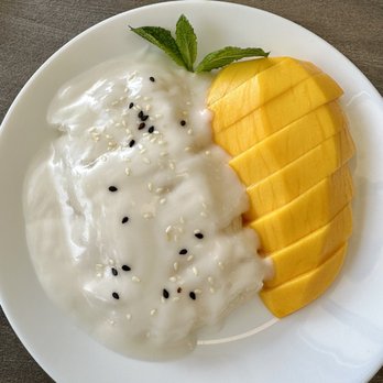 Mountain Thai Kitchen - Mango sticky rice - Thai Near Me - Broomfield, Colorado
