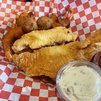 Crab N Bar - Cajun/Creole Near Me - Cedar Hill, Texas