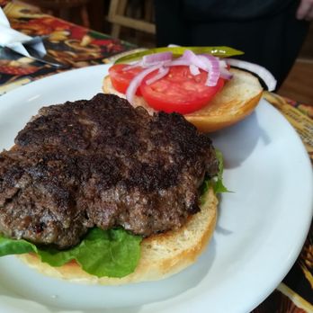 Lovesick Lake Restaurant - Classic burger - Breakfast & Brunch Near Me - Burleigh Falls, Ontario Lovesick Lake Restaurant - Classic burger - Breakfast & Brunch Near Me - Burleigh Falls, Ontario
