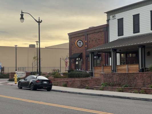 Naughty Oak Brewing Company by null