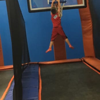 Sky Zone Trampoline Park - Trampoline Parks Near Me - Springdale, Ohio