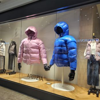 Aritzia - Big examples of the puff jacket this season - Women's Clothing Near Me - Short Hills, New Jersey
