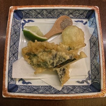 Yakitori Hachibei - Uni Tempura with Truffle Salt - Japanese Near Me - Honolulu, Hawaii Yakitori Hachibei - Uni Tempura with Truffle Salt - Japanese Near Me - Honolulu, Hawaii