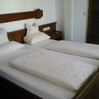 Parkhotel Waldeck - Betten 4Sterne von Zimmer34 - Hotels Near Me - Titisee-Neustadt, BW Parkhotel Waldeck - Betten 4Sterne von Zimmer34 - Hotels Near Me - Titisee-Neustadt, BW