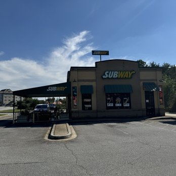 Subway - Exterior - Sandwiches Near Me - Anderson, South Carolina Subway - Exterior - Sandwiches Near Me - Anderson, South Carolina